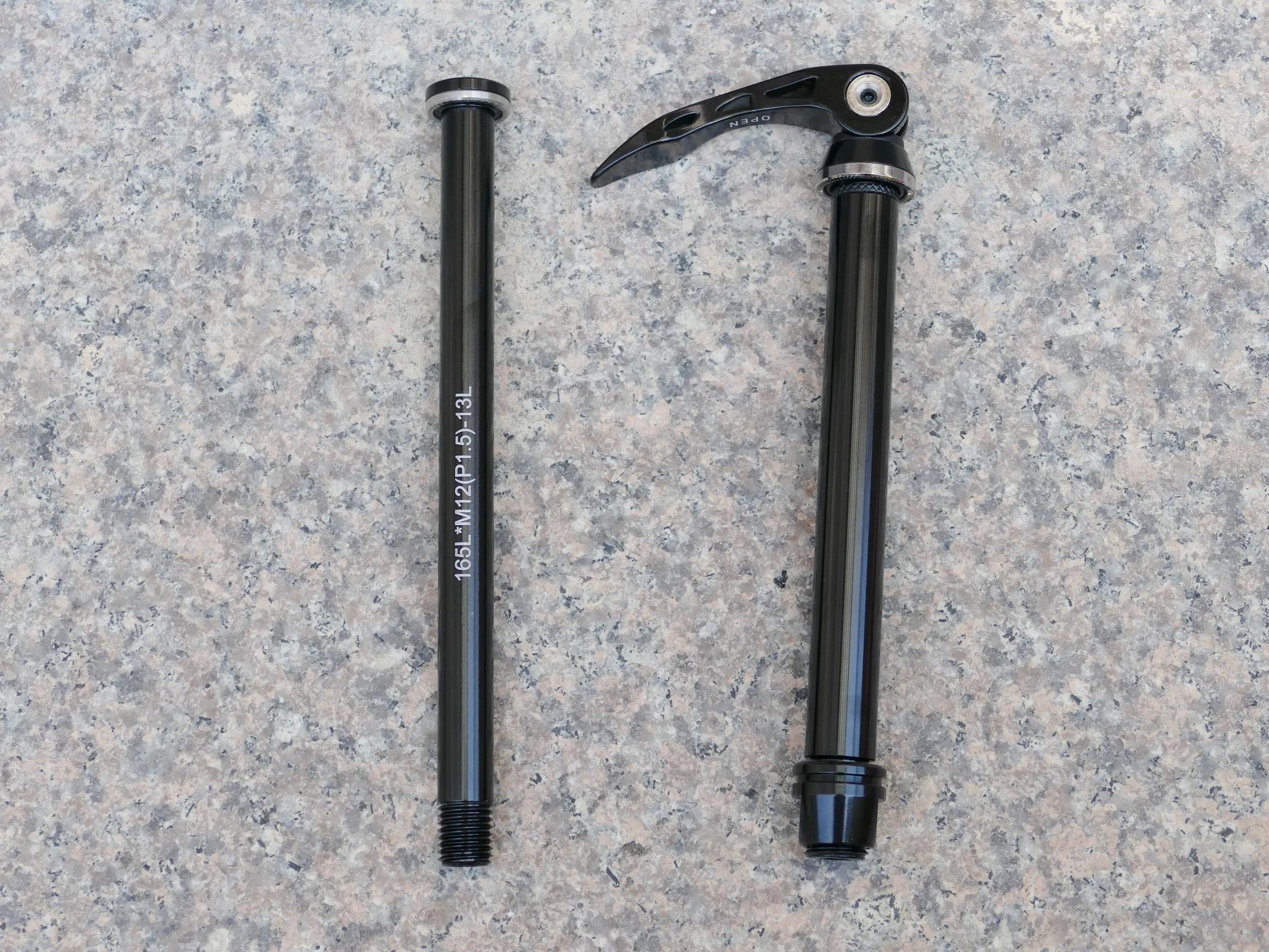 Road Cyclocross Bike Thru Axle   - 2 pcs ( Front & Rear ) 100mm * 12mm / 100mm * 15mm Axle Front Fork + 142mm * 12mm Axle Frame