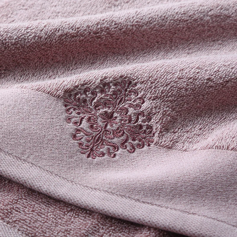 New Luxury Embroidery Adult Bath Towels Bathroom 140*80 cm Large Soft Cover Hotel For Home Blanket Decoration Terry Wedding Gift