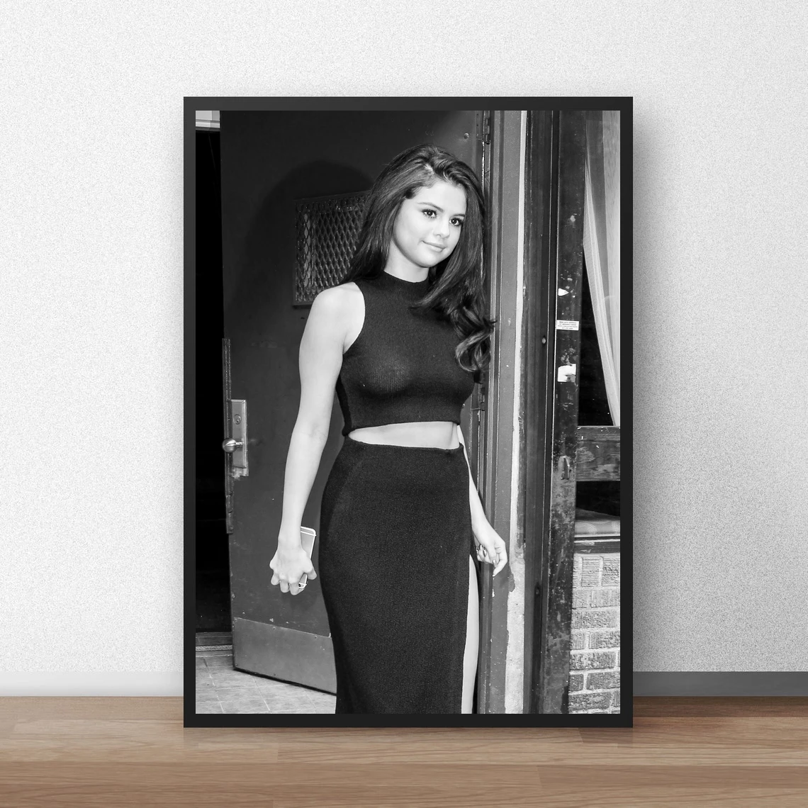 Selena Gomez Poster Music Star Poster Canvas Art Print Home Decoration Wall Painting ( No Frame )