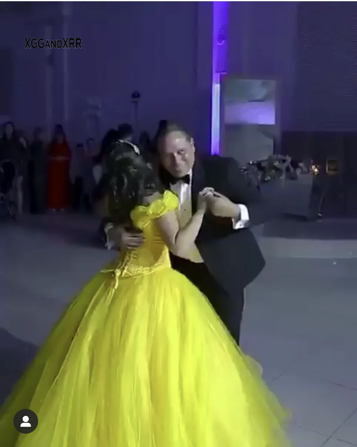 Vàng Vàng Quinceanera Váy 2022 Bầu Dài Dạ Hội Đầm Ngọt 15 16 Đầm Công Chúa Sinh Nhật Áo CHOÀNG MÙA THU Dây Chéo đầm