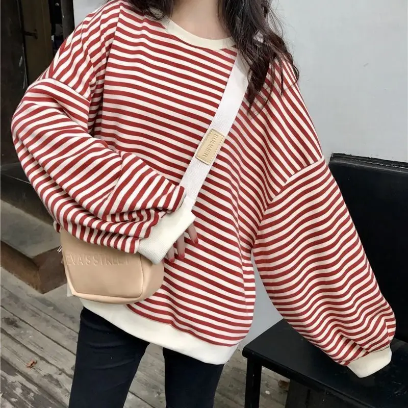 

T-shirt Extra-large Size Women's Thin Section Plus Loose Striped Tops Women's Sportswear Itself Is Too Large