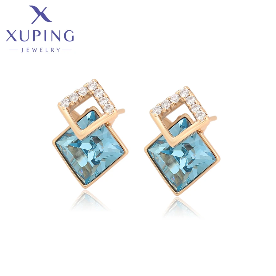 Xuping Jewelry Fashion Square Shaped Gold Color Crystals Stud Earrings for Women Gift A00702206