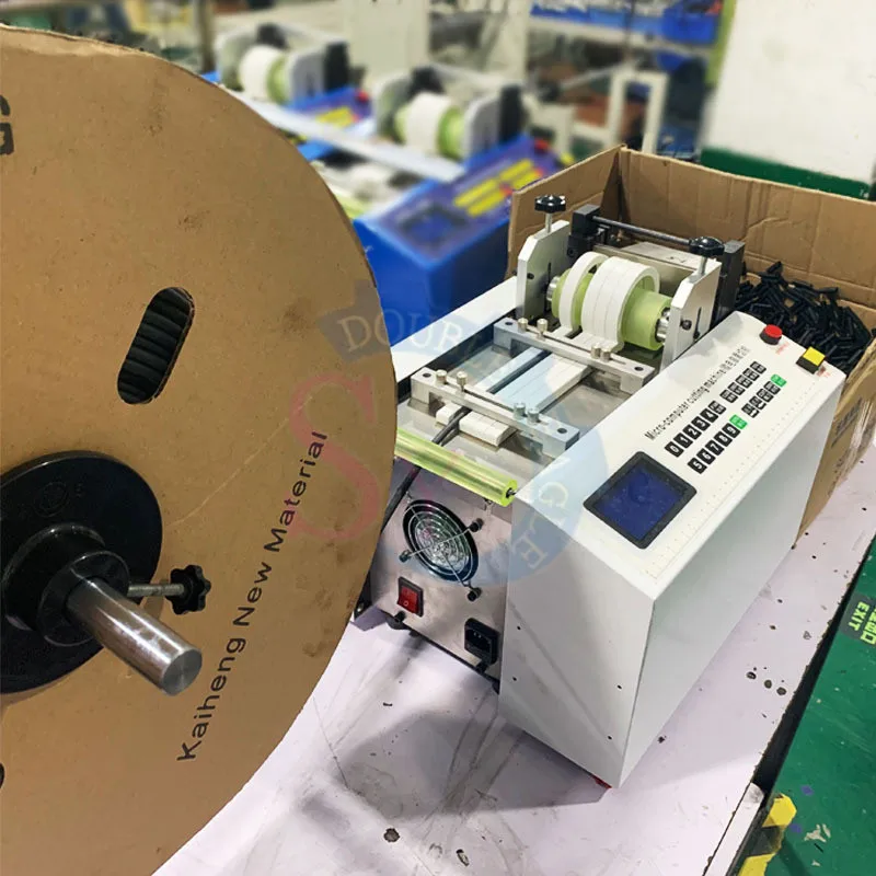 ขายส่งราคาอุตสาหกรรมขนาดเล็กนิกเกิลตัด/นิกเกิลเข็มขัดตัดเครื่อง Ni แผ่นตัดอัตโนมัติอุปกรณ์