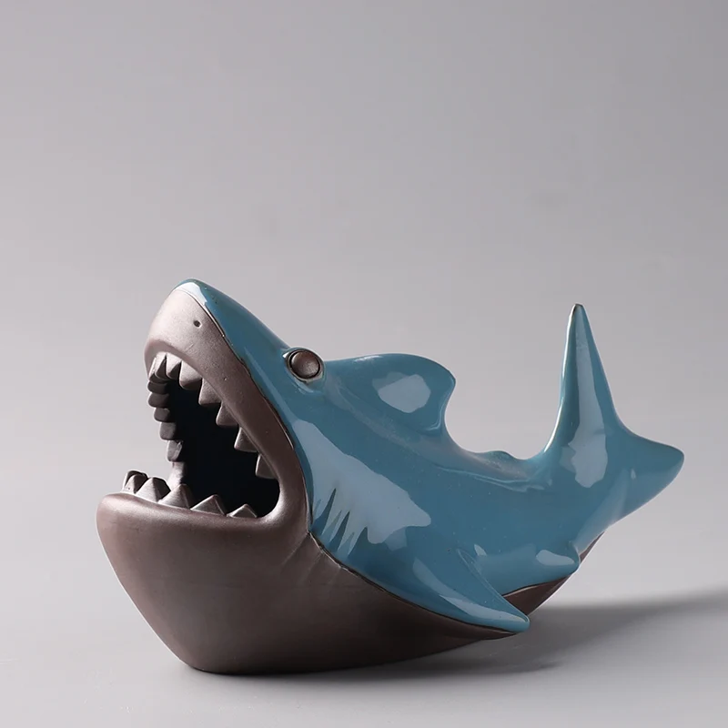 Ferocious shark ashtray Creative ocean fish big fish decoration ceramic ashtrays