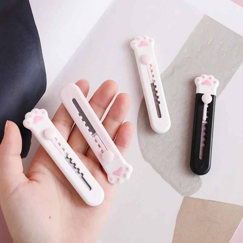 Kawaii Mini Pocket Cat Paw Art Utility Knife Express Box Knife Paper Cutter Craft Wrapping Refillable Blade Stationery