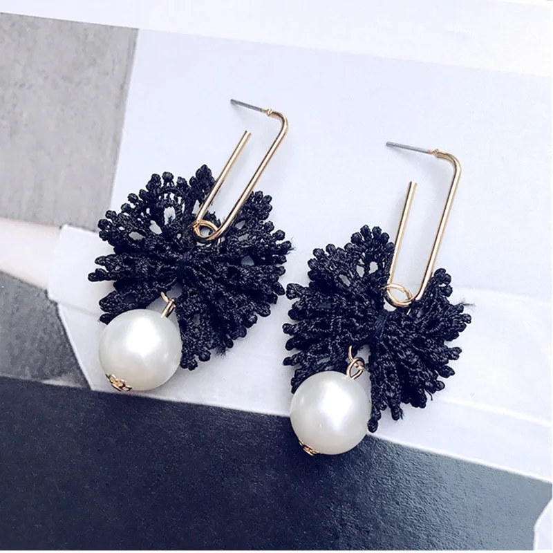 2024 Elegant Korean Personality Weave Lace Bow Handmade Earrings Big Simulated Pearl Boucle D\'oreille Femme Pendante