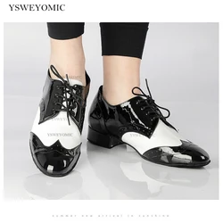 Chaussures de danse de salon en cuir respirant pour hommes, chaussures de danse latine confortables, noir et blanc, style de printemps et d'été, 1 po, 2021