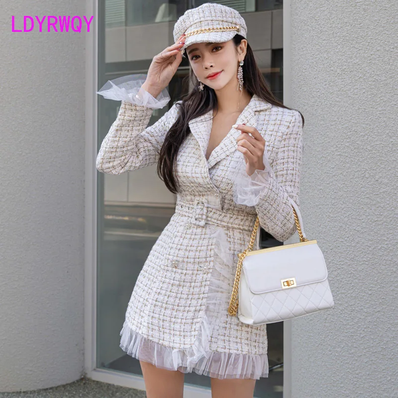 

2021 autumn and winter new Korean temperament lapel gauze stitching double-breasted slim dress