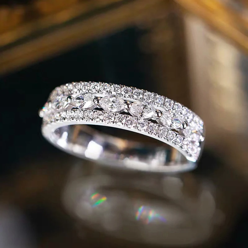 Huitan Fashion luksusowe obrączki damskie pierścionki na palce prosta konstrukcja kryształowa cyrkonia pierścionki zaręczynowe oświadczenie biżuteria