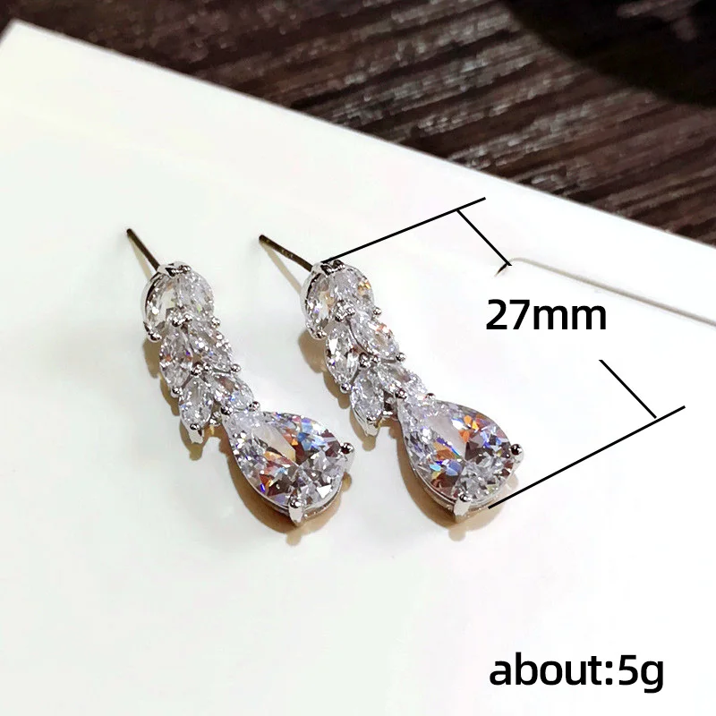 Huitan Elegant Women Drop Earring Crystal Zircon Gorgeous Girl Wedding Party Fashion Jewelry High Quality New Arrival Earrings
