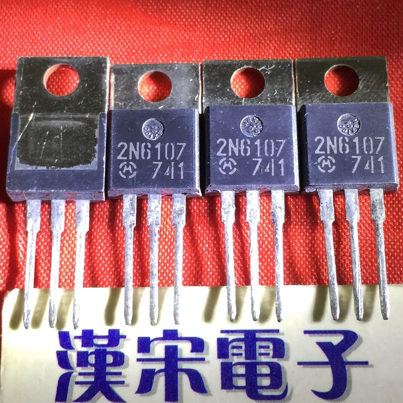 Gratis Verzending 2N6107 To-220 10Pcs