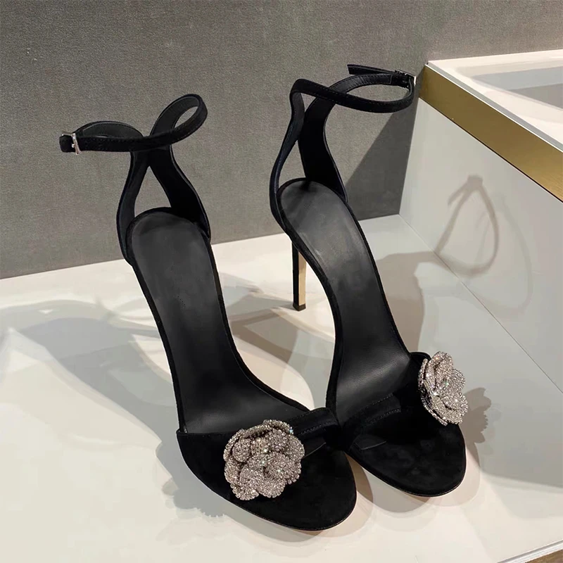 

Luxury Design Sandals Women Pumps 2023 Sexy Black High Heels Women Shoes Crystals Flower Decor Ladies Party Wedding Shoes Woman