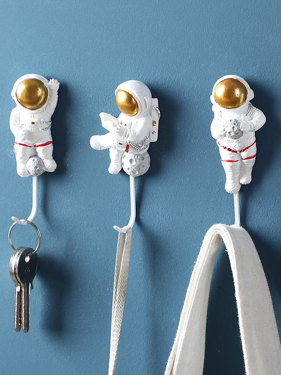 Creative Cartoon Happy Planet Astronaut Model Hooks Kitchen Strong Glue Nail-Free Door Behind Bedroom Study Decoration Wall Hook