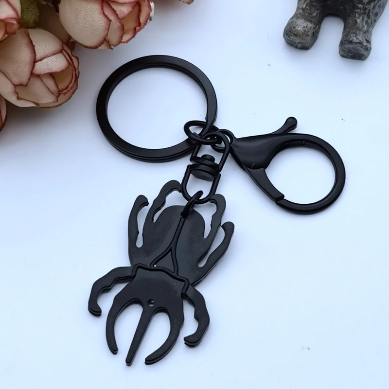 Punk Retro Insect Design Beetle Keychain Ladies Men’s Jewelry Accessories Tri-color Zinc Alloy Beetle Keychain Fashion Jewelry