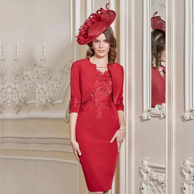 Vestido de encaje corto rojo elegante para madre del novio, traje con chaqueta, escote Bateau, vaina hasta la rodilla, lo último de 2021