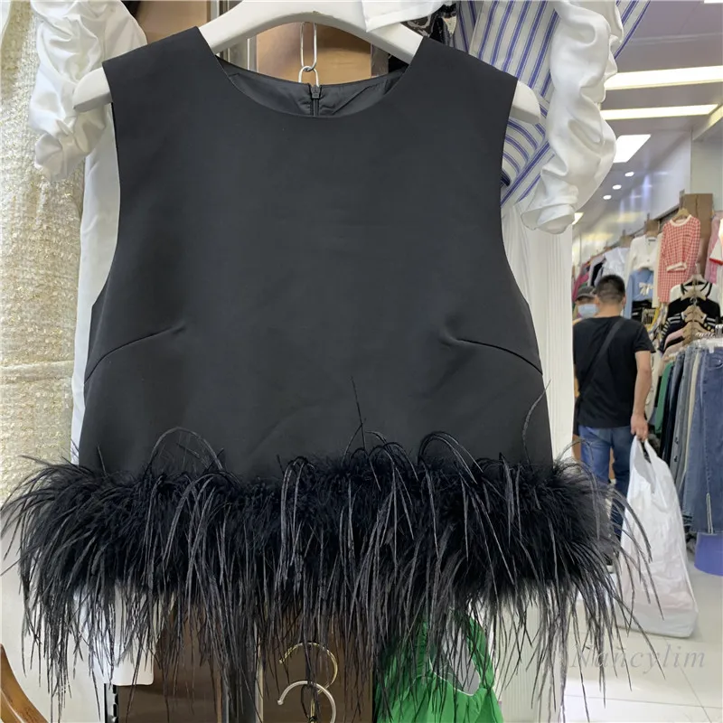 

Temperament Feather Stitching Sleeveless Camisole Tank Women Autumn and Winter Sexy Crop Top Slim Fit White Black