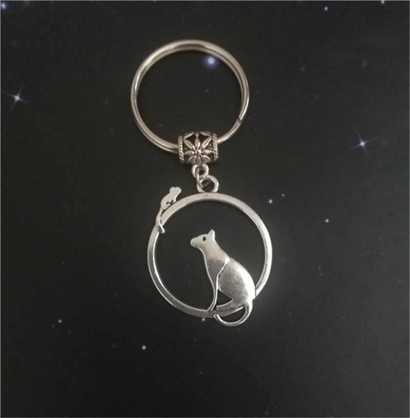 Cartoon Cat and Mouse Keychain Antique Silver Color Cat Keyring, Animal Theory Keychain, Mouse Keyring