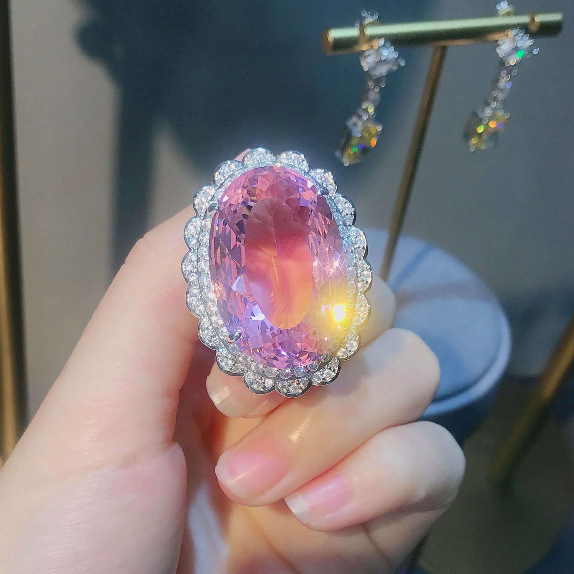 Foydjew Color Treasure Jewelry Sets Simulation Pink Morgan Stone Pendant Open Ring Super Flash Pink Zircon Necklaces Earrings
