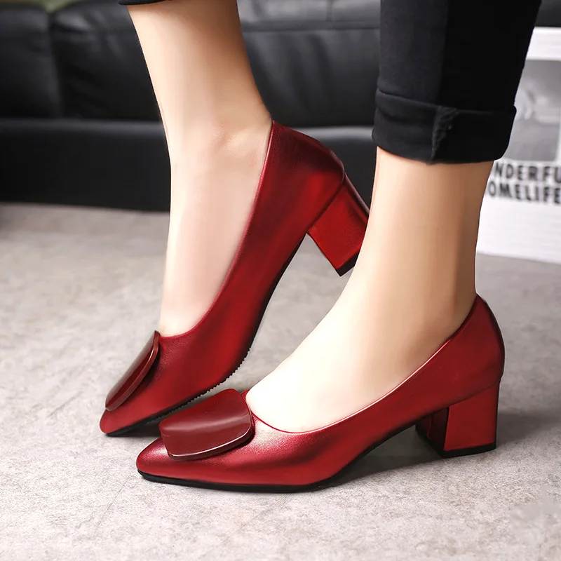 

Women's High-heeled Shoes Are Elegant and Pointed. They Are Suitable for Work, Office and Banquet. They Are Large