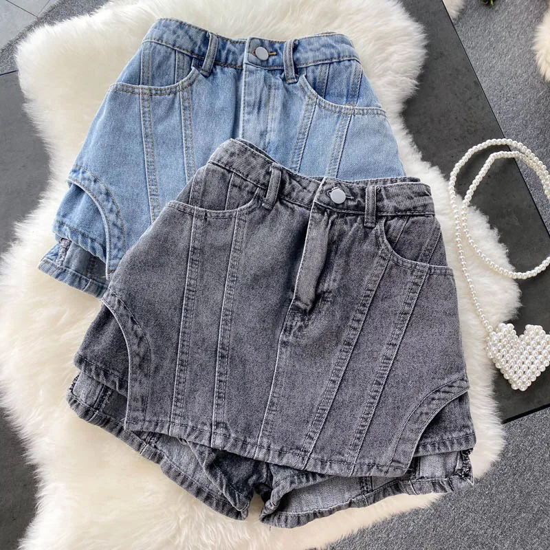 Mùa Hè 2021 Phụ Nữ Mới Của Thiết Kế Quần Short Cảm Giác Giả Hai Mảnh Retro Quần Jean Ngắn Nữ Quần Váy Cao Cấp Denim ống Rộng Quần Short