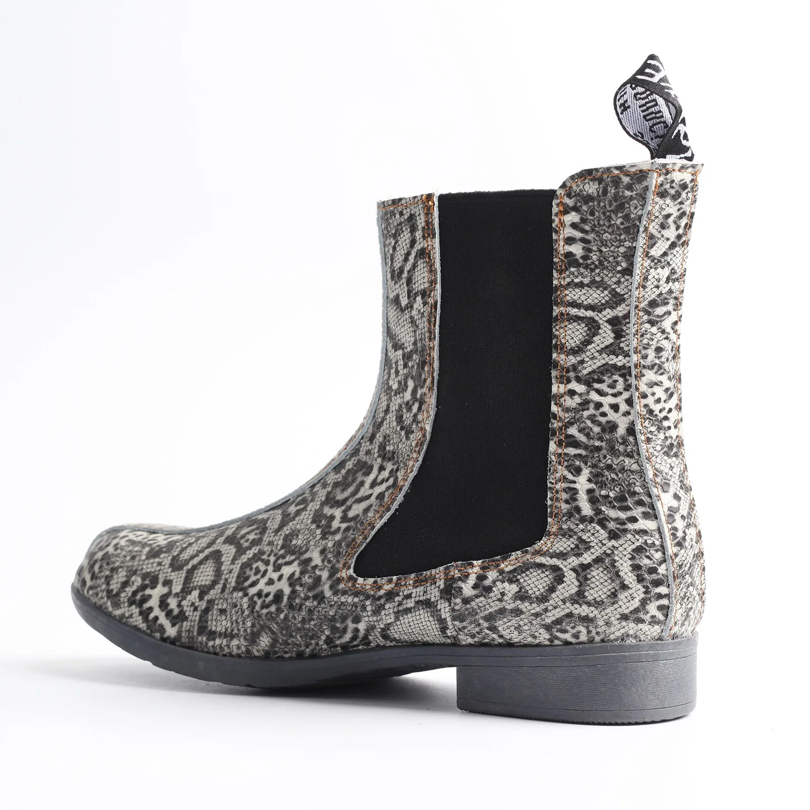 2024 Fashion New Leather Leisure Short Shoes Women Leopard Print Design Sexy Boots