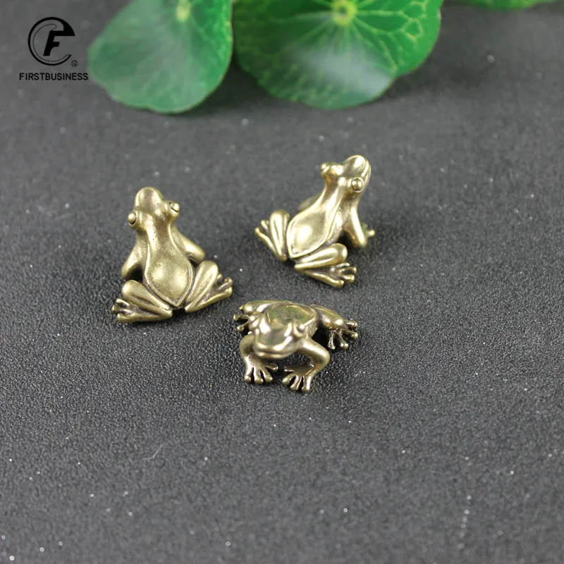 Brass Small Frog Miniatures Figurines Vintage Handmade Copper Animal Ornaments Home Decor Christmas Decoration Kawaii Gifts