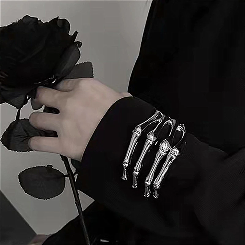 SRCOI Punk Exaggerated Silver Color Skeleton Hand Cuff Bracelet Gothic Edgy Bone Hand Claw Armlet Bracelet Bangle Arm Ring 2022