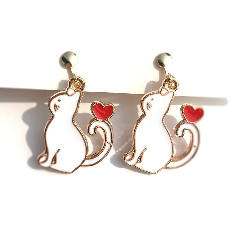 White kitten Earrings No Hole Ear Clips Lovely cat love Clip On Earring Without Piercing Minimalist Earrings Jewelry CE509