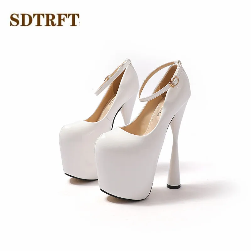 SDTRFT décolleté con punta tonda piattaforma scarpe da donna tacchi spessi 20cm zapatos mujer sexy Crossdresser fibbia in pelle verniciata Stiletto