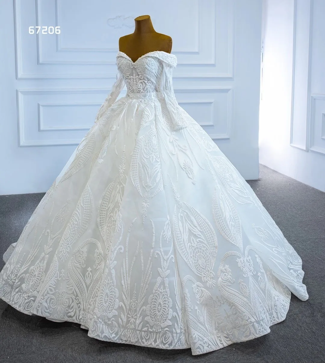 Rsm coleção luxo dubai árabe dubai vestidos de casamento rendas mangas compridas sheer neck applique casamento vestidos de noiva formal weddi