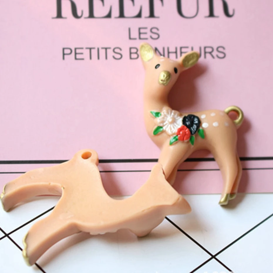 100pcs/lot Christmas sika deer 3D resin pendent Japanese zakka style for diy phone hair decorations accessories wholesale