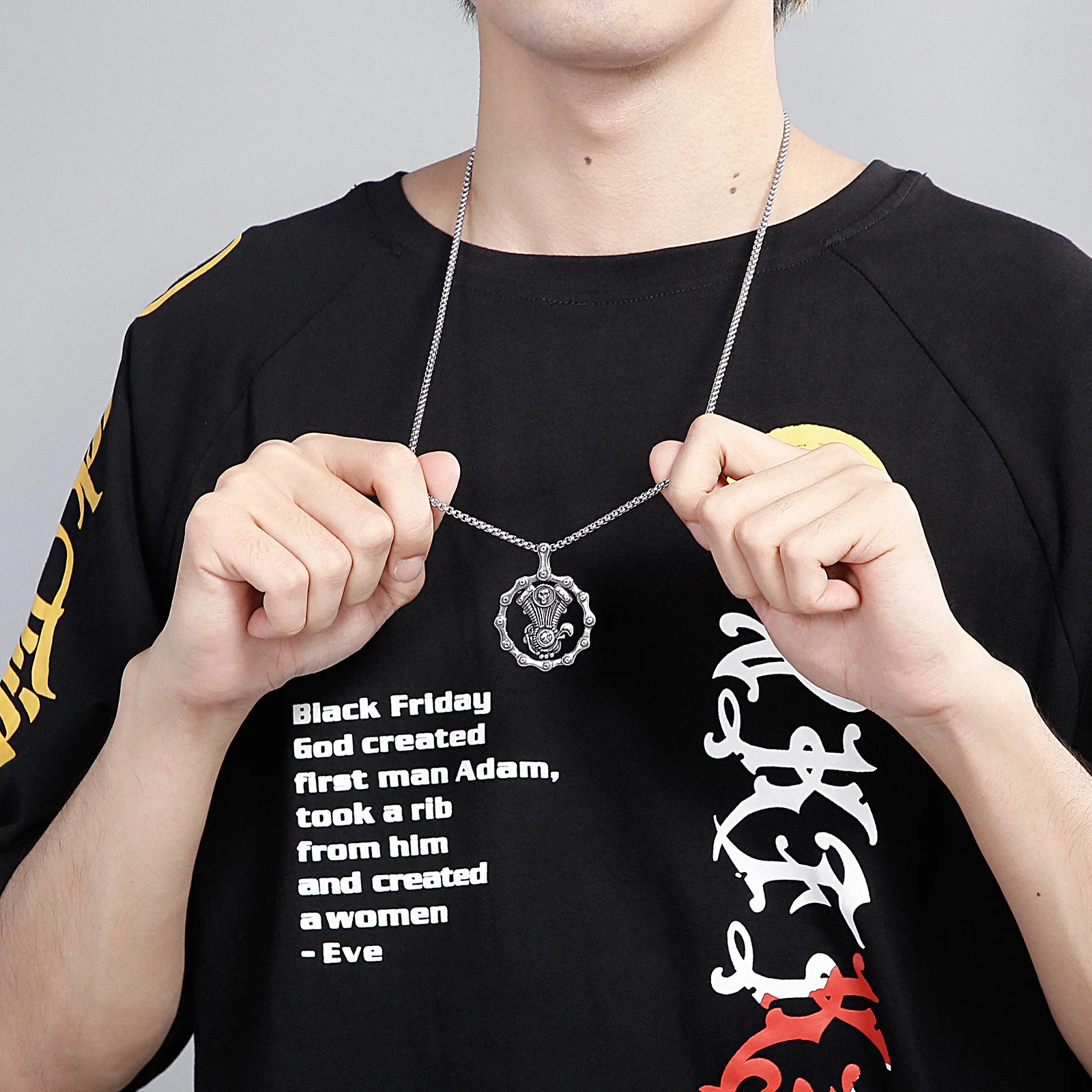 48*38mm Vintage Punk Skull Biker Engine Pendant Necklace Men Titanium Steel Personality Hiphop Sweater Chain Necklaces