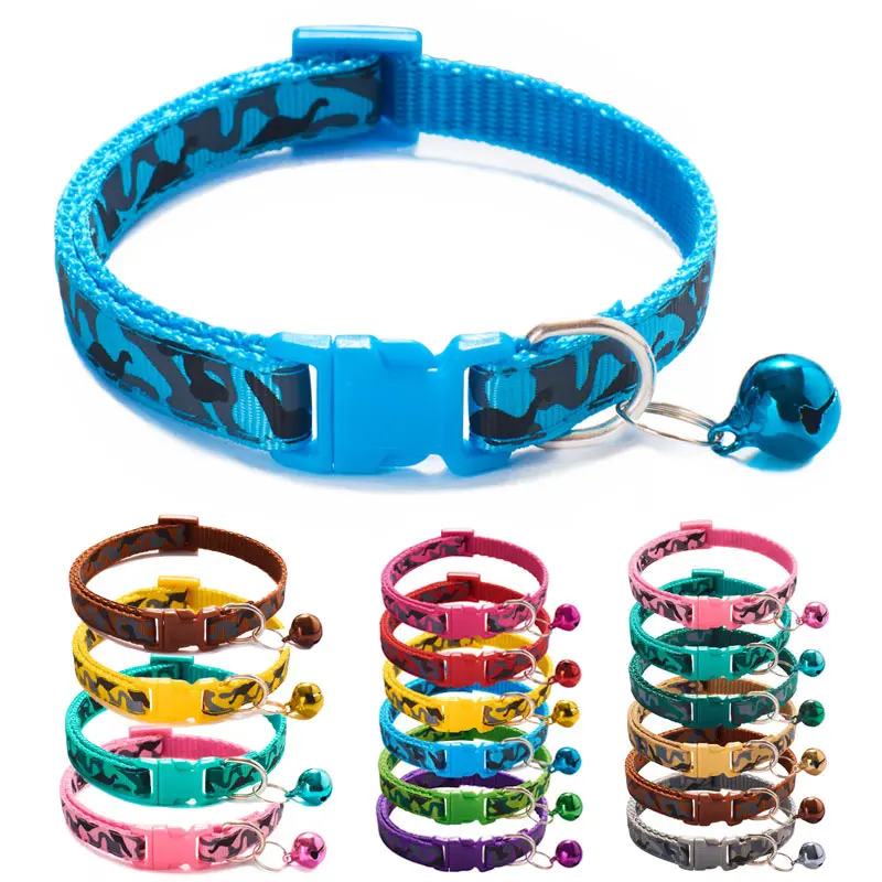 Collare per gatti mimetico con campana collana per cani Gatos Collier Chats Perro forniture per piccoli medi kitin Chihuahua rosa blu