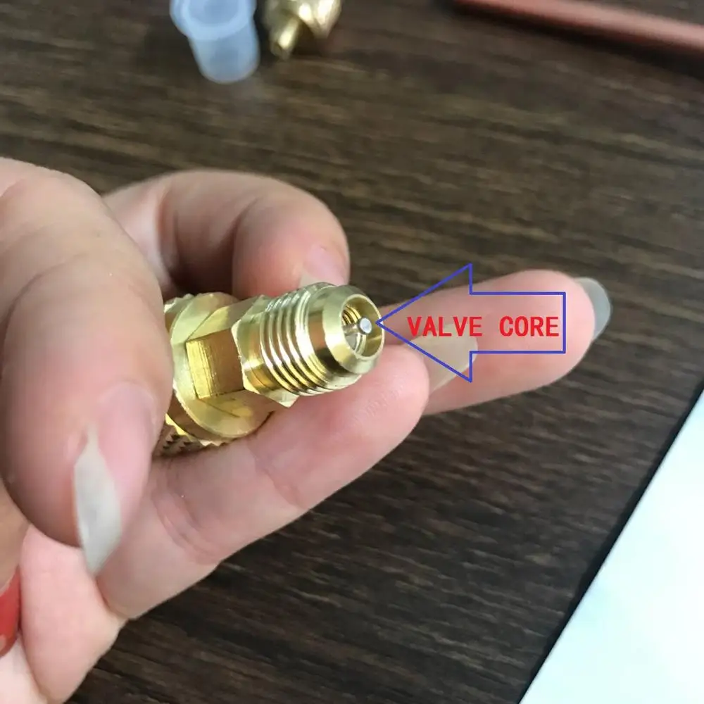 Brass R410A Adapter For Refrigerant HVAC Mini Split Air Conditioners 1/4" Male SAE to 5/16" Female SAE Charging Hose Pump
