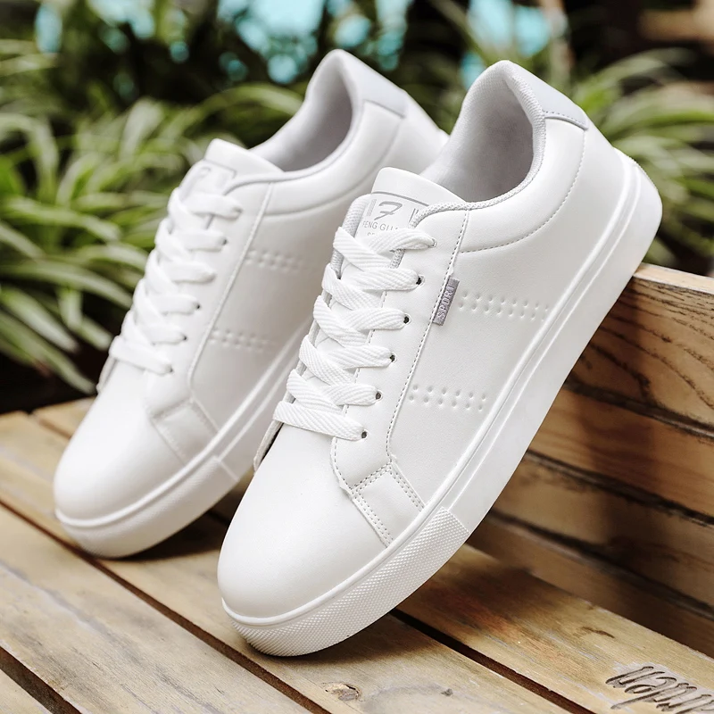 Skateboarding Shoes for Men Classic White Shoes Waterproof Leather Skateboard Shoes Flat Sneakers Zapatillas Hombre