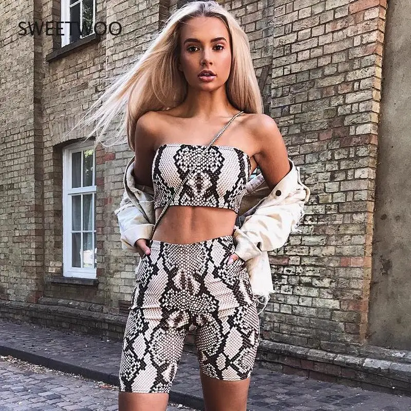 

Snake Skin Crop Top Sexy Tank Top Shorts 2 Pieces Sets 2021 Summer Autumn Women Fashion Elastic Sportswear Female Set