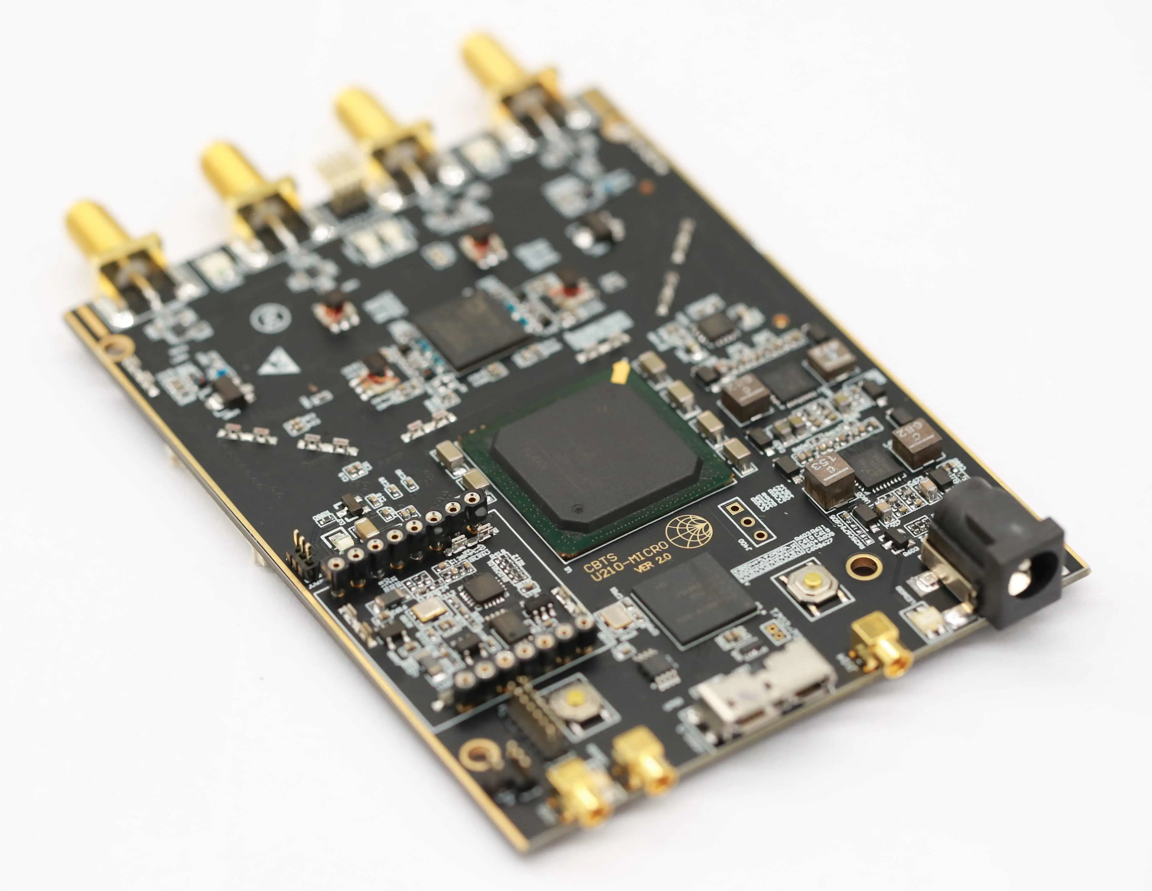 

Free shiping 70MHz – 6GHz SDR RF Development Board USB 3.0 Compatible with USRP-B210 MICRO+ Fully compatible with USRP driver