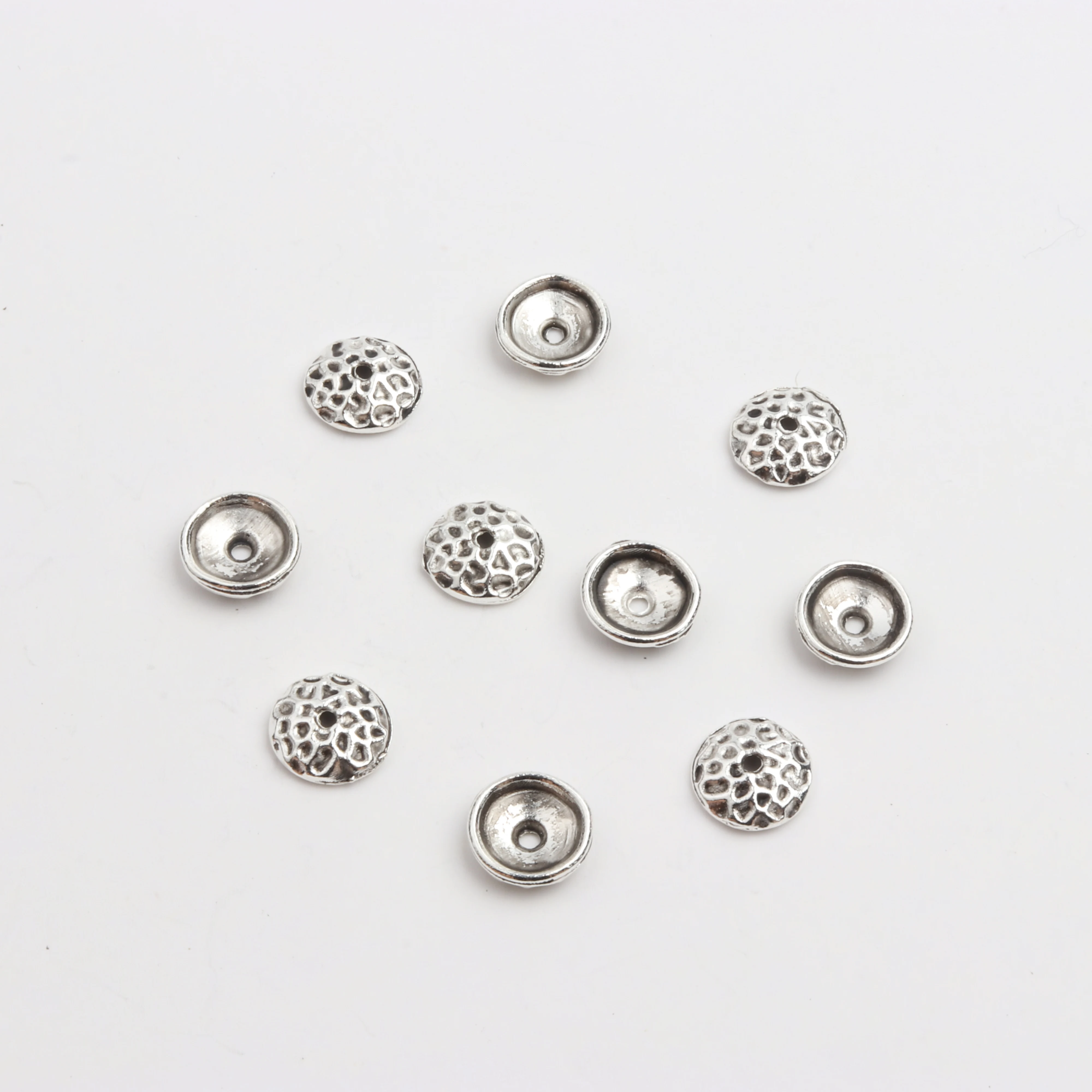 50pcs Sliver Gold Bronze Semicircular Hollow Metal Spacer Loose Bead Caps Accessory For DIY  Jewelry Findings Charms Necklace