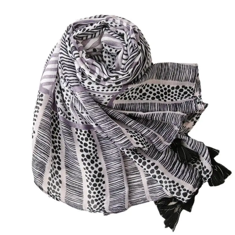 

2021 Newest Cotton Geometry Print Tassel Scarf Shawls Women Trendy Geometric Hijab Wrap