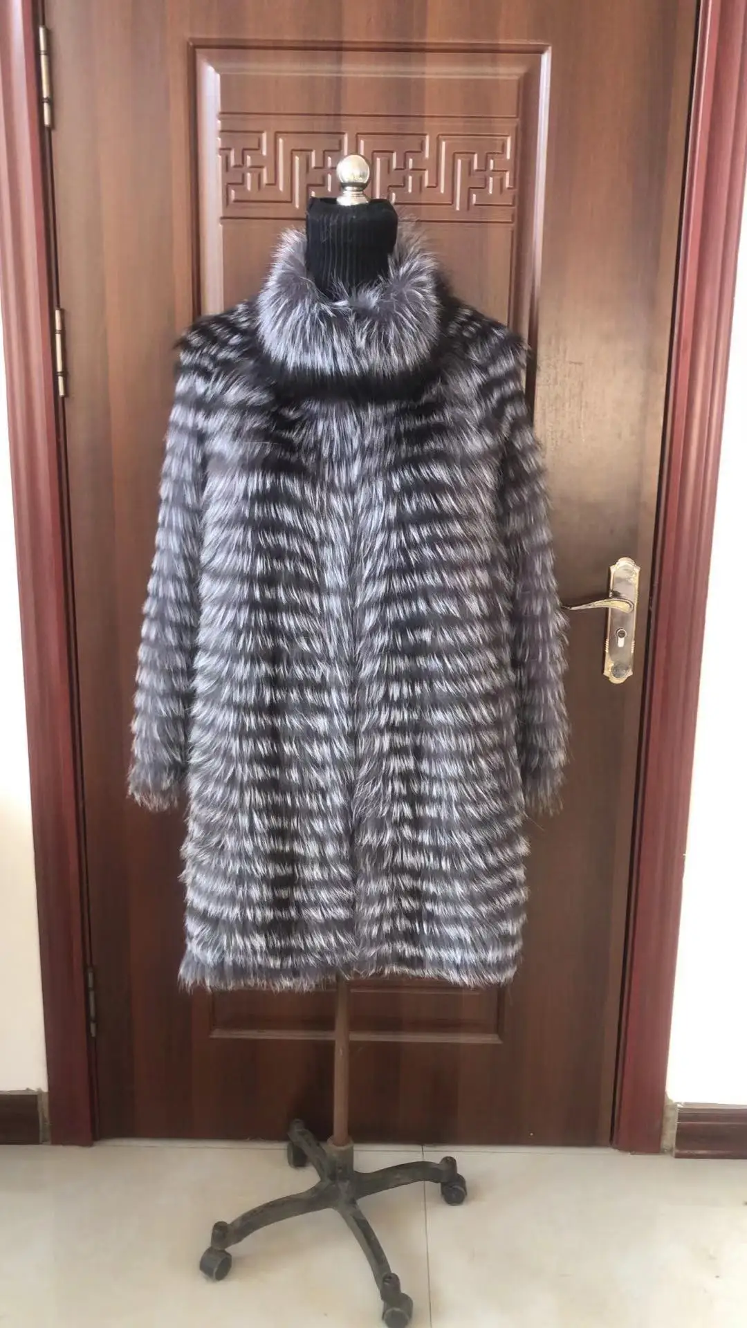 2025 Fox Fur Coats Women Silver Fox Natural Fur Coats Female Autumn Knitted Long Genuine Fur Jackets Vest Ladies Fashion