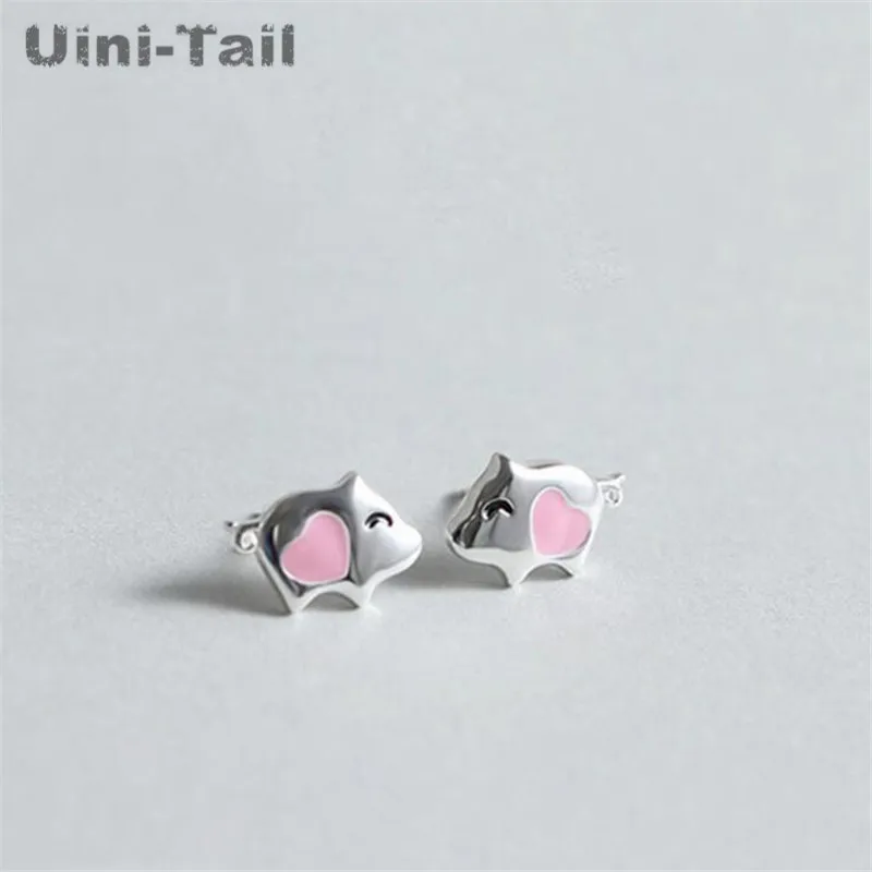 Uini-Tail new listing 925 Tibetan silver simple temperament cute pink pig earrings small fresh sweet heart-shaped jewelry ED497