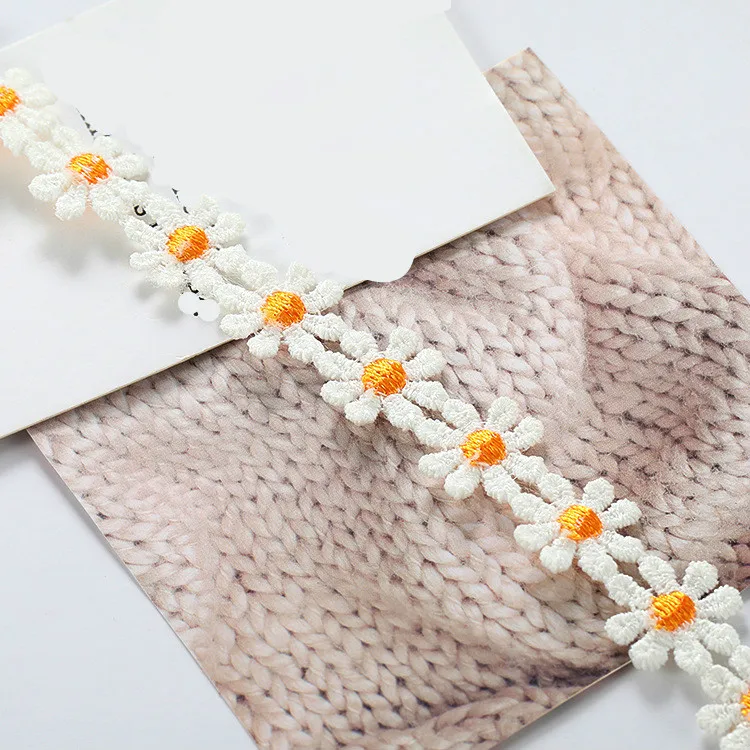 Korean Version Of The Small Fresh Contrast Color Daisy Lace Hand Made Weaving Sweet Flowers Simple Temperament Necklace Jewelry