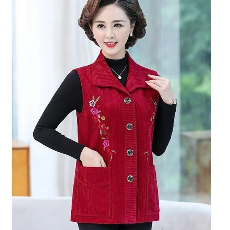 Middle-aged mothers Corduroy Waistcoat Spring Autumn New Plus size Embroidery Sleeveless Outwear Jacket Female Short Vest Coat