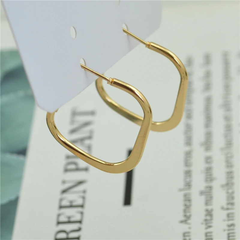 Clipped on ears Earrings for women No need to pierce Gold plating Rings Little cute princess style Fashion Earrings Accessories