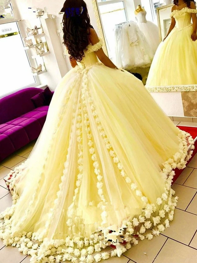 2020 Yellow Ball Gown Quinceanera Dresses 3D Floral Flowers Off Shoulder Sweet 16 Plus Size Princess Tulle Masquerade Prom Gowns