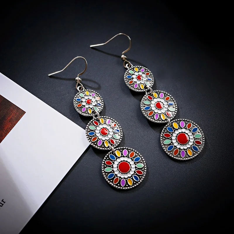 Vintage Flower Bohemian Earrings For Women Ethnic Round Alloy Gypsy Indian Jewelry Jhumka Earrings Oorbellen Hangers