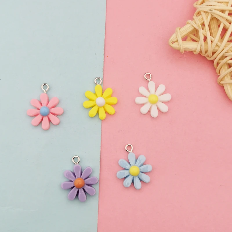 20Pcs Kawaii Resin Little Daisy Sun Flower Charms Pendants For DIY Decoration Earrings Key Chains Fashion Jewelry Accessories