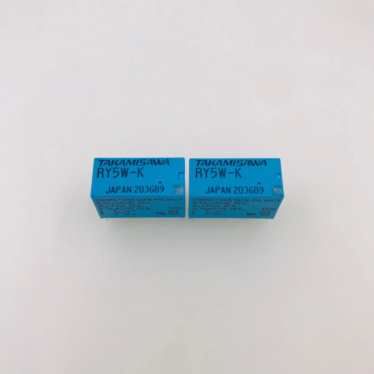 

RY5W-K 5VDC 8PIN 0.5A 120VAC relays