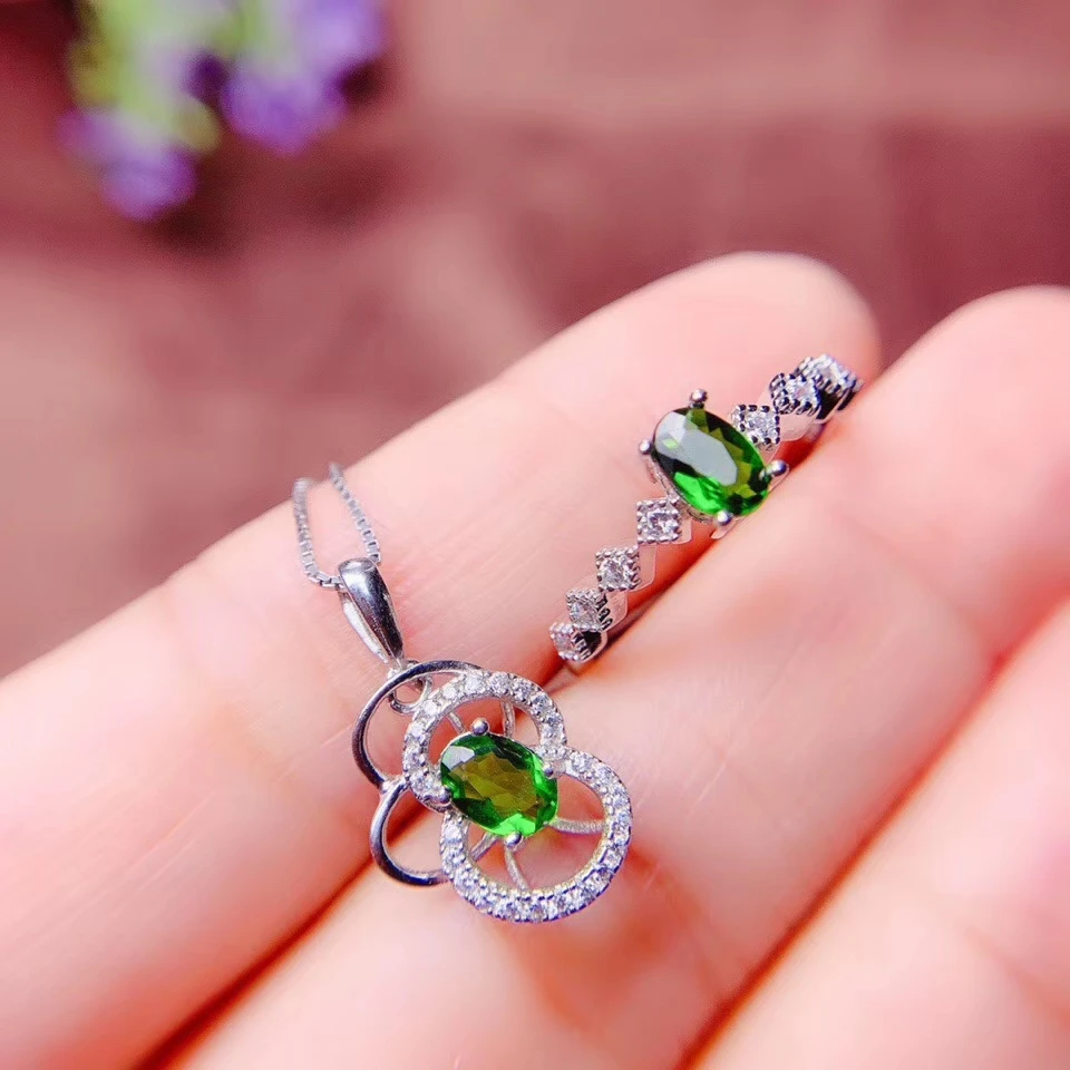 

charming green diopside gemstone ring and necklace jewelry set oval natural gem clear color cost effective girl birthday gift