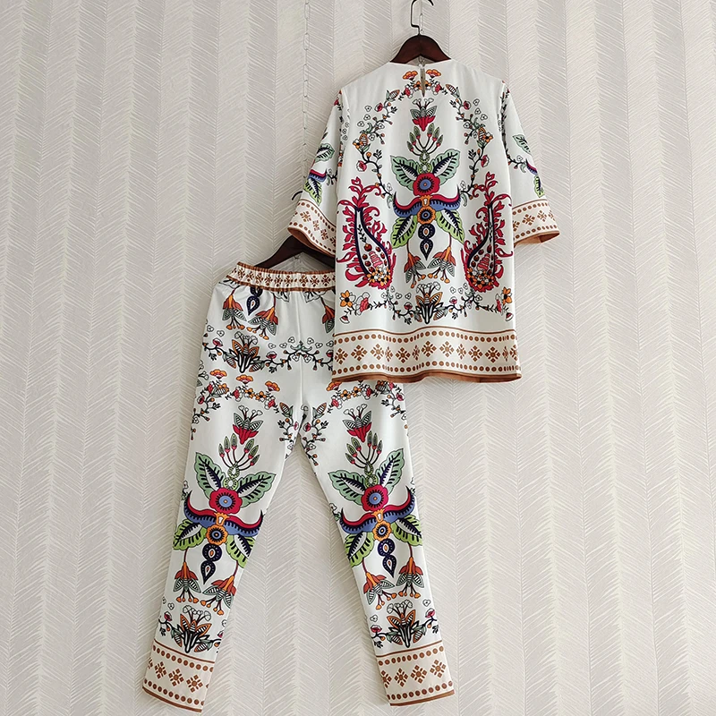 AELESEEN Runway Fashion Casual 2 Pieces Sets Summer Loose Beading Diamonds T-Shirt+ Full-Lenght Pencil Pants Flower Print Set